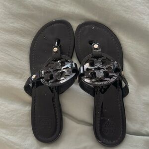 Black classic Tory Burch sandals- fair condition
